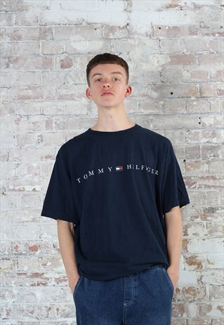 VINTAGE TOMMY HILFIGER T-SHIRT