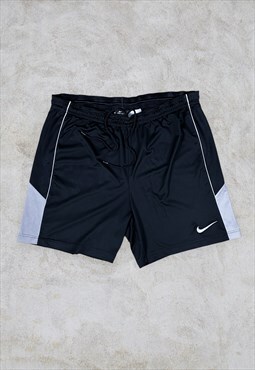 Vintage Black Nike Shorts Large