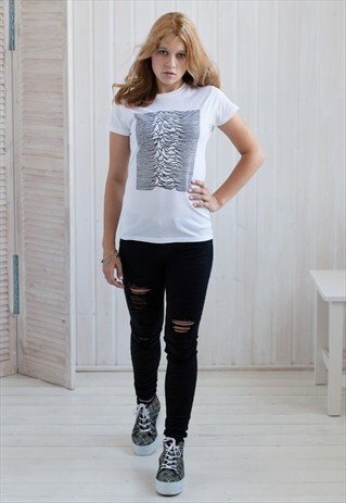 ARTWORK USED BY JOY DIVISION ON UNKNOWN PLEASURES -T SHIRT