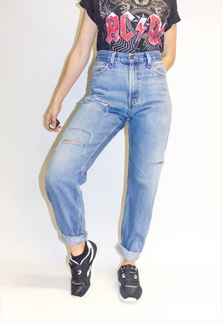 VINTAGE HIGH WAIST LEVI'S DISTRESSED MOM JEANS