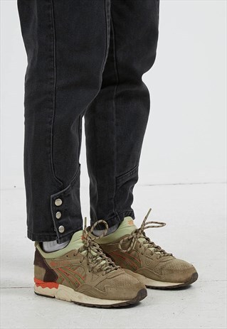 VINTAGE GREEN ASICS SUEDE TRAINERS