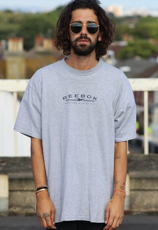 RETRO // 90'S // REEBOK CLASSIC // T-SHIRT
