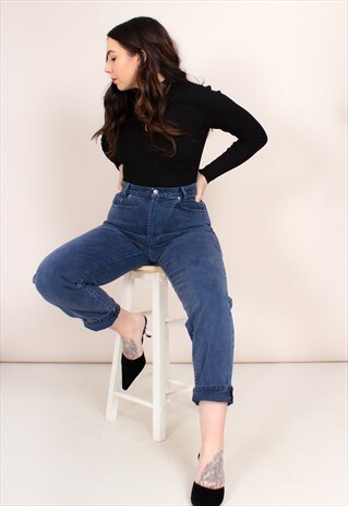 VINTAGE 90S HIGH WAISTED BLUE MOM JEANS