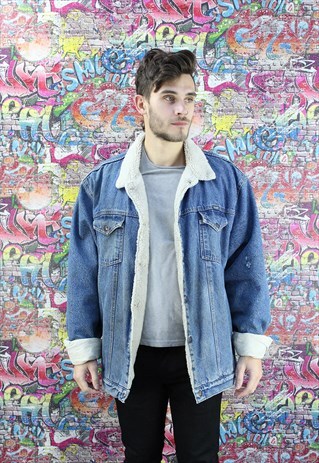 WRANGLER 80S SHERPA FLEECE LINED VINTAGE DENIM JACKET.