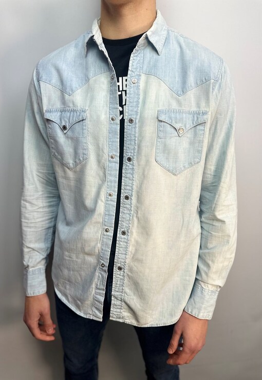 garment image