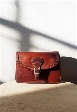 Vintage Brown Leather Classic Messenger Bag