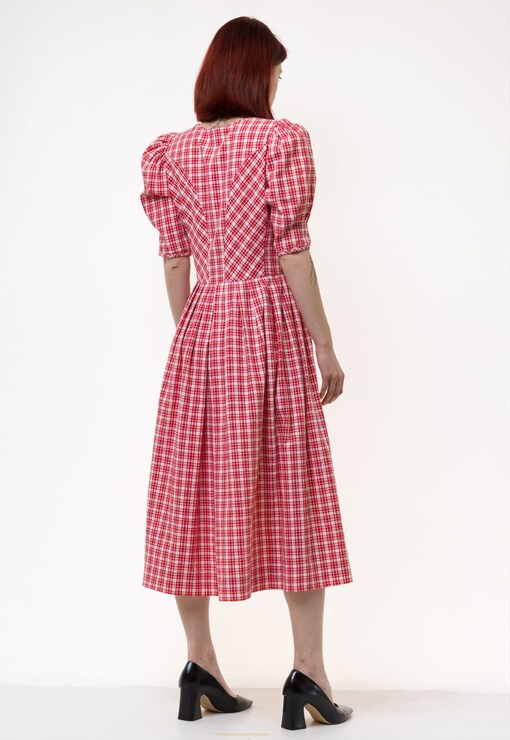 garment image