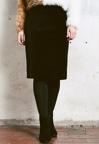 VINTAGE 90S BLACK VELVET SKIRT