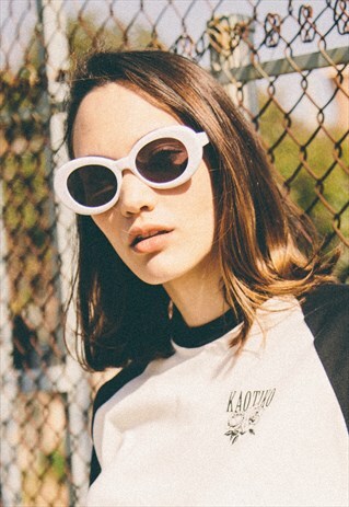 KURT SUNGLASSES IN WHITE