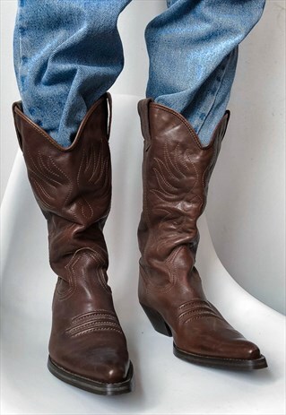 VINTAGE COWBOY BOOTS