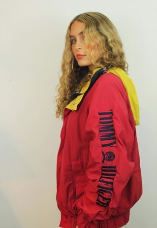 VINTAGE 90S TOMMY HILFIGER SPELL-OUT SAILING JACKET, MEDIUM