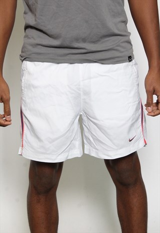 VINTAGE NIKE SHORTS WHITE