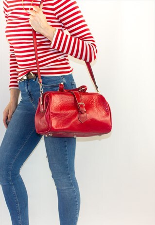 VINTAGE 90'S RED LEATHER BOXY BAG