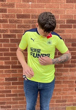 2020-21 Newcastle United Away Shirt 