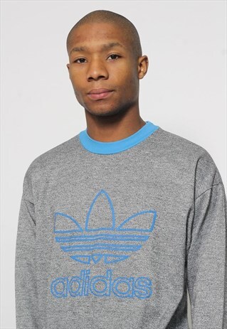 VINTAGE ADIDAS SWEATSHIRT