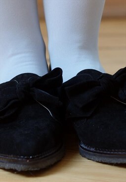Black real suede ribbon pointed flat shoes