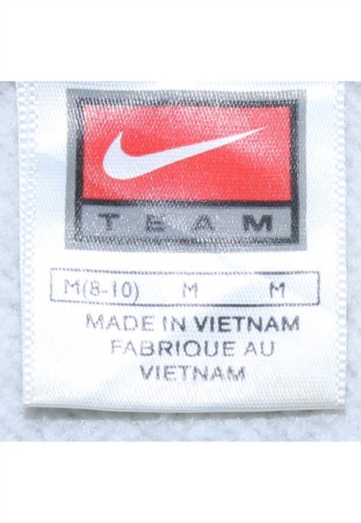 garment image