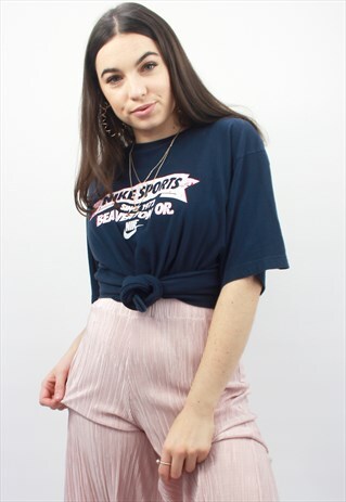 90'S RETRO NAVY SPELL-OUT T-SHIRT