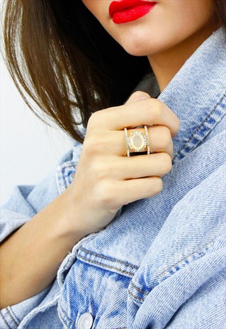GOLD DIAMANTE STONE STATEMENT RING