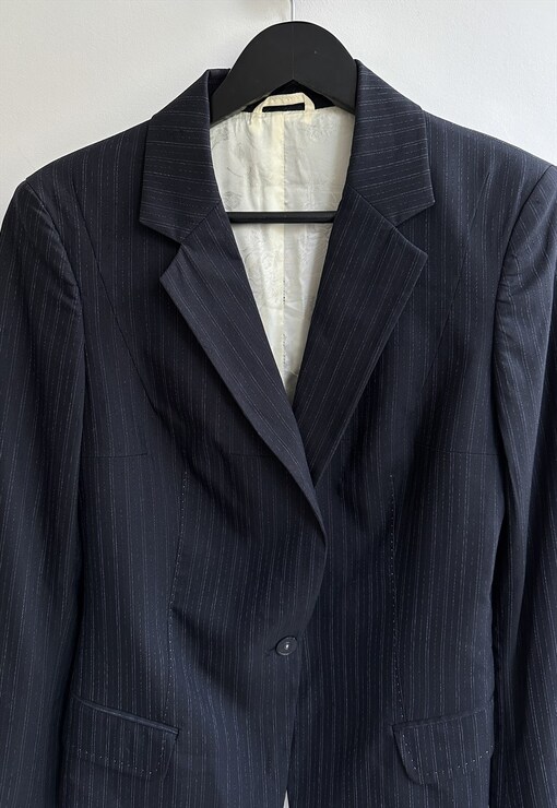 garment image