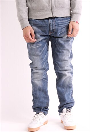 VINTAGE LEVI'S JEANS