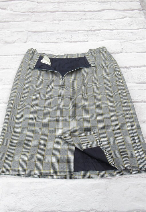garment image