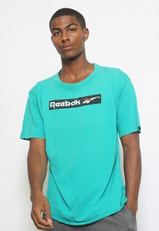 VINTAGE REEBOK T-SHIRT
