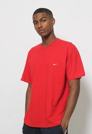 VINTAGE NIKE T-SHIRT