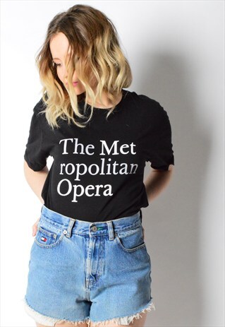 BLACK THE METROPOLITAN OPERA T-SHIRT