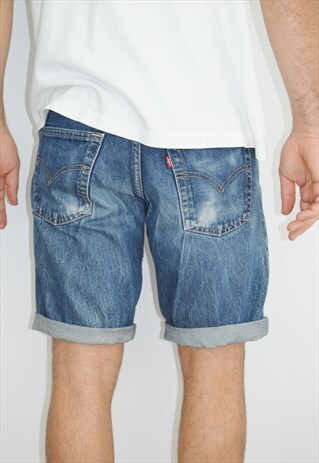 VINTAGE LEVI'S DENIM SHORTS
