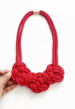 HANDMADE BY TINNI THE POPPY COTTON HANDMADE NECKLACE RED