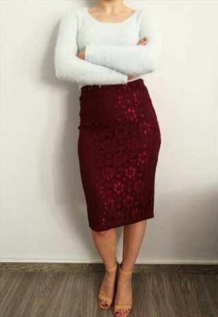 VINTAGE 90S HIGH WAISTED LACE PENCIL SKIRT IN BURGUNDY