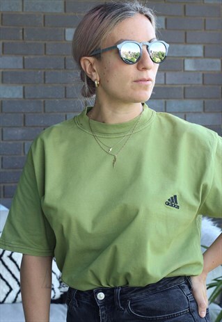 VINTAGE 1990S ADIDAS OVERSIZED GREEN T SHIRT