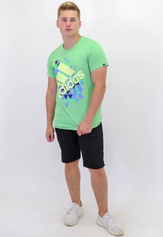 VINTAGE ADIDAS T-SHIRT