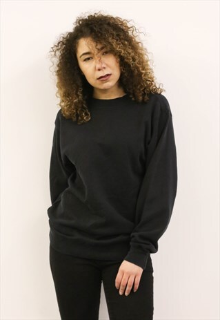 VINTAGE 1990S BLACK SWEATER