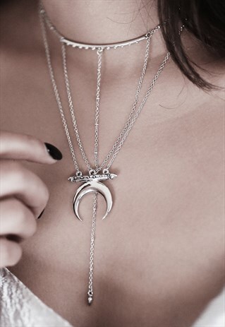 POISON'S DESIRE LAYERED MOON NECKLACE SILVER