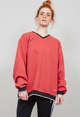 VINTAGE SUPER OVERSIZED RED 80'S NIKE SWEATSHIRT