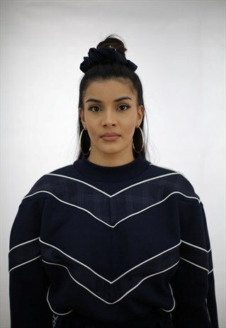 NAVY TARTAN CROP JUMPER