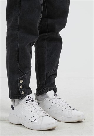 VINTAGE WHITE ADIDAS LEATHER TRAINERS