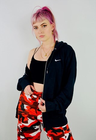 BLACK NIKE SWOOSH HOODIE