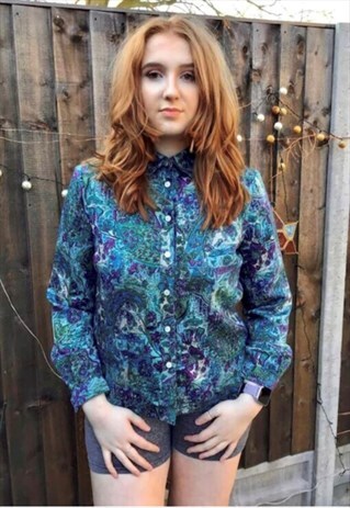 VINTAGE SMALL SHOULDER PADS GREEN PAISLEY  BLOUSE