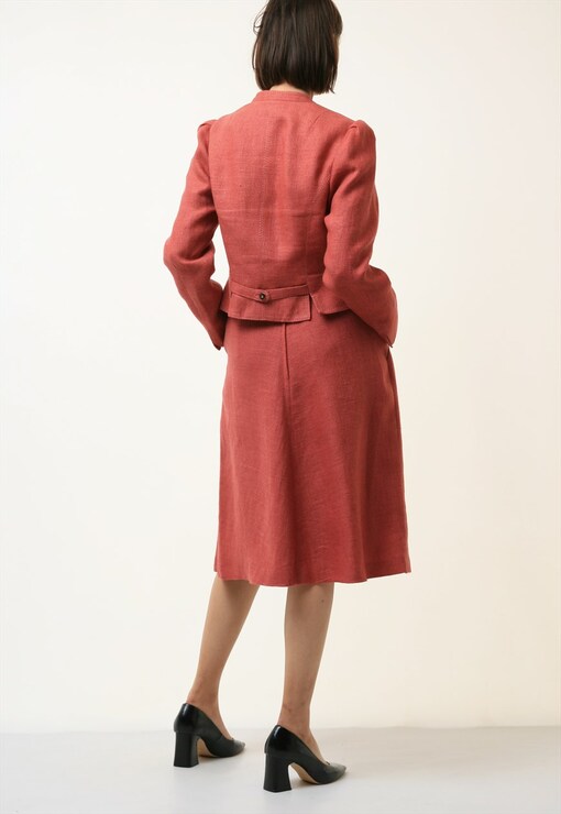 garment image