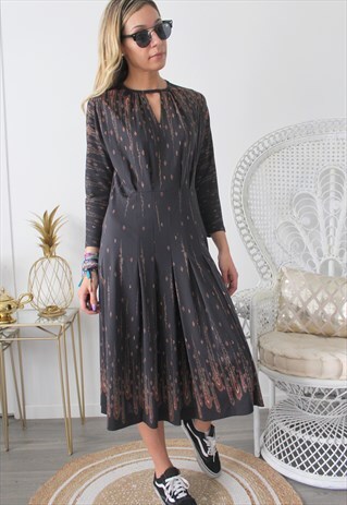 VINTAGE DRESS