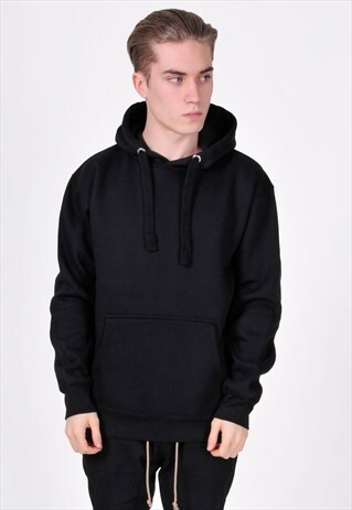 BLACK ESSENTIAL HOODIE