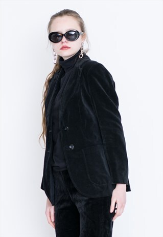 VINTAGE BLACK VELVET RETRO JACKET
