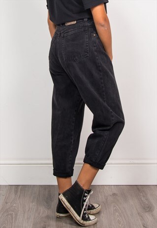 90'S VINTAGE HIGH WAIST BLACK DENIM MOM JEANS