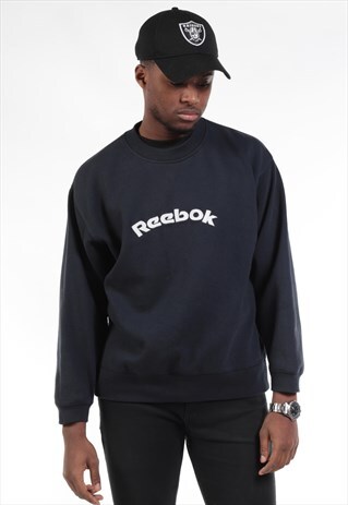 VINTAGE REEBOK SWEATSHIRT