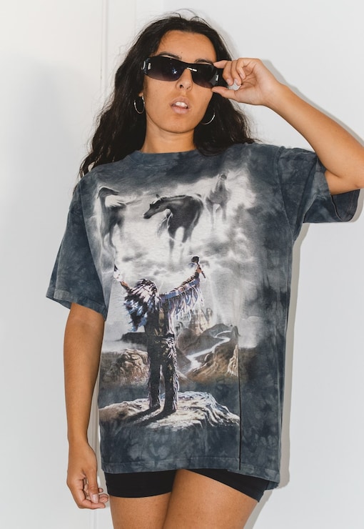 garment image