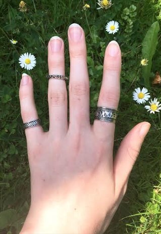 WOMENS BOHO SILVER COLOUR ETHNIC FESTIVAL THICK SET OF RINGS