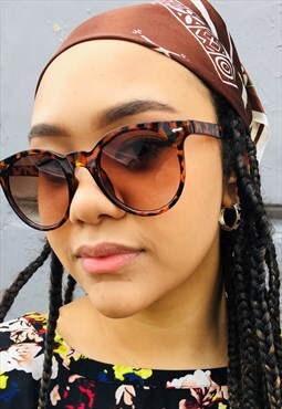 Vintage Sunglasses Brown Round shades